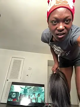 Snapshot of honeybrow chatting on February 13, 4:17 pm honeybrow online show from February 13, 4:17 pm