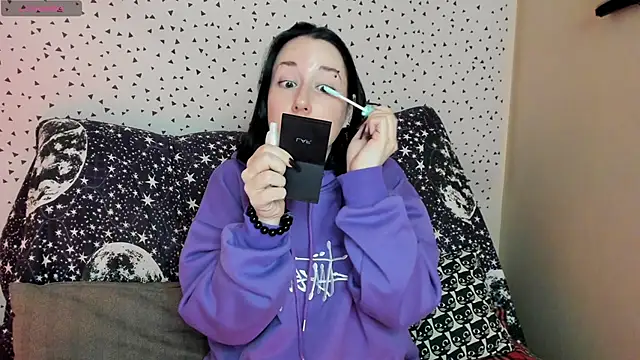 adell berry online show from February 6, 5:16 pm