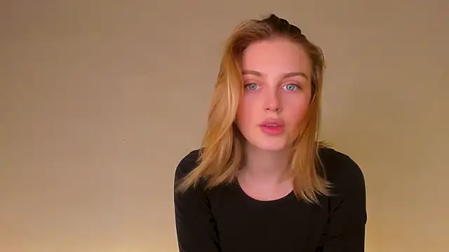 pretty girlnextdoor online show from November 17, 5:08 pm