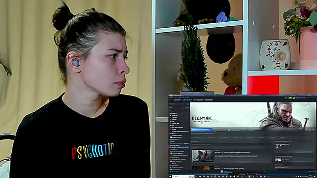 Snapshot of callmetori chatting on December 16, 10:08 am callmetori online show from December 16, 10:08 am