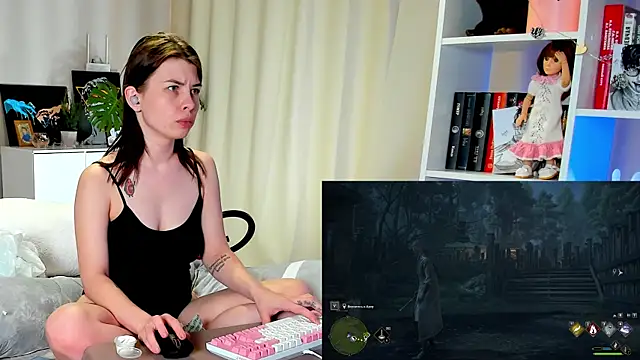 Snapshot of callmetori chatting on January 25, 3:41 pm callmetori online show from January 25, 3:41 pm