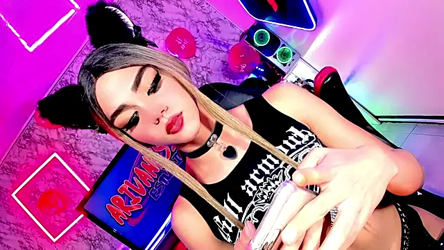 Elissa taylor  online show from February 16, 1:36 am