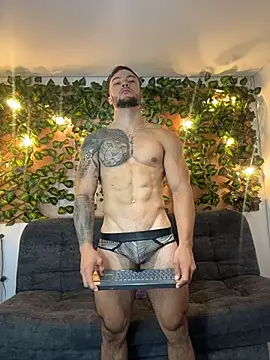 alexander collin02 online show from July 9, 11:58 am