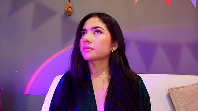 Snapshot of adara_johnson__ chatting on July 8, 11:48 am adara johnson online show from July 8, 11:48 am