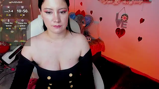 Snapshot of allison-sweet1 chatting on May 9, 4:06 am allison-sweet1 online show from May 9, 4:06 am