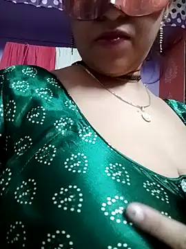 jiyahot1432 online show from February 2, 9:08 am