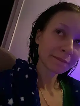 Snapshot of Starry_Siren chatting on December 16, 5:11 pm Starry Siren online show from December 16, 5:11 pm