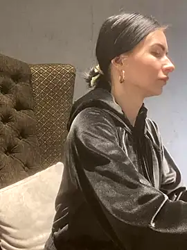 Snapshot of Starry_Siren chatting on November 6, 11:55 am Starry Siren online show from November 6, 11:55 am