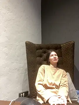 Snapshot of Starry_Siren chatting on November 7, 7:08 am Starry Siren online show from November 7, 7:08 am