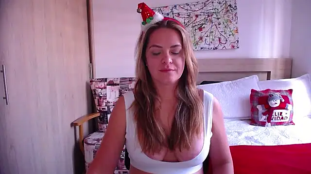 Snapshot of ParisW chatting on December 23, 9:18 pm ParisW online show from December 23, 9:18 pm