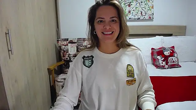 Snapshot of ParisW chatting on December 28, 12:15 am ParisW online show from December 28, 12:15 am