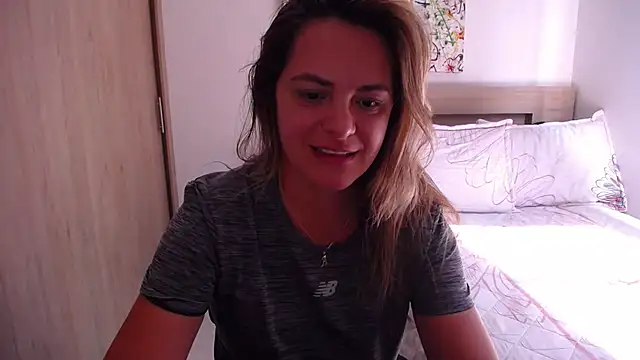 Snapshot of ParisW chatting on January 22, 3:51 pm ParisW online show from January 22, 3:51 pm