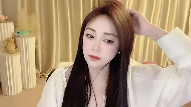 Daisy-77 online show from February 4, 5:55 pm