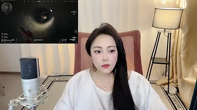 Snapshot of Daisy-77 chatting on June 6, 1:49 pm Daisy-77 online show from June 6, 1:49 pm