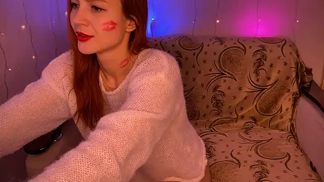 Snapshot of _polly_milk chatting on February 14, 10:28 am  polly milk online show from February 14, 10:28 am