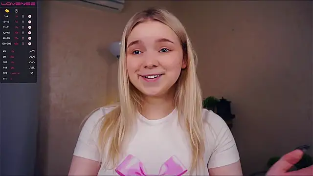 ZaraCreedon online show from March 20, 4:29 am