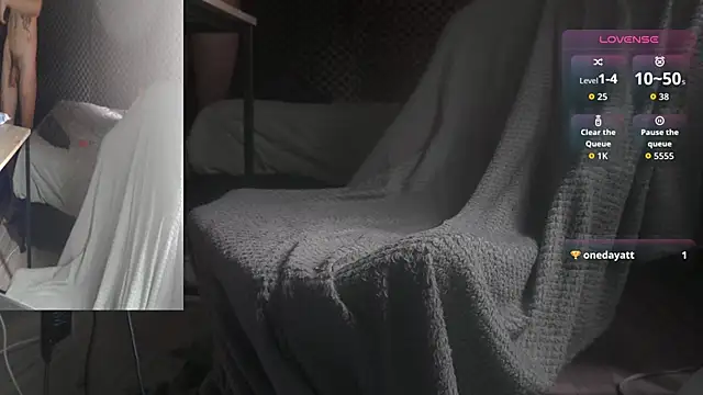 Snapshot of AXEL_AG5 chatting on June 20, 5:38 pm AXEL AG5 online show from June 20, 5:38 pm