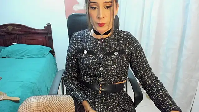 misstresbigcockts online show from November 29, 3:20 am