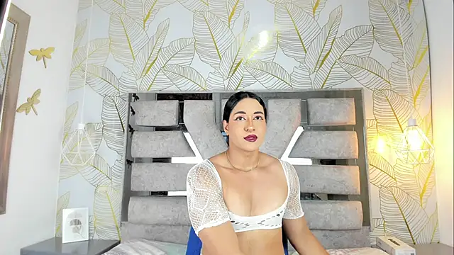 Snapshot of Alison_Chan_ chatting on May 22, 10:15 pm Alison Chan online show from May 22, 10:15 pm