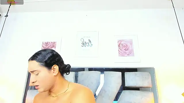 Snapshot of Alison_Chan_ chatting on June 30, 8:21 pm Alison Chan online show from June 30, 8:21 pm