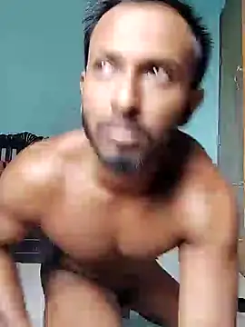 Snapshot of HunkyAriyan chatting on December 5, 8:44 am HunkyAriyan online show from December 5, 8:44 am