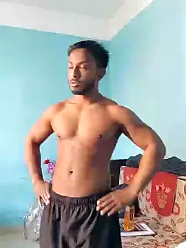 Snapshot of HunkyAriyan chatting on January 11, 9:47 am HunkyAriyan online show from January 11, 9:47 am