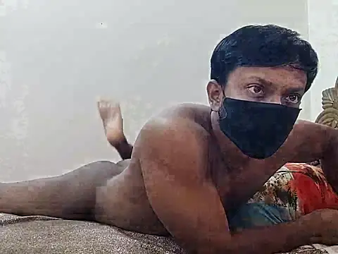 Snapshot of HunkyAriyan chatting on November 10, 10:36 am HunkyAriyan online show from November 10, 10:36 am