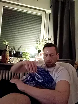 Snapshot of Jastra chatting on November 12, 7:57 pm Jastra online show from November 12, 7:57 pm