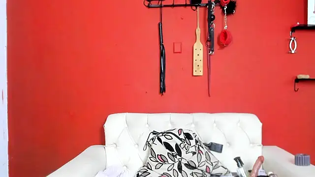 Snapshot of MIA_SOPHIA1 chatting on February 26, 5:09 am MIA SOPHIA1 online show from February 26, 5:09 am