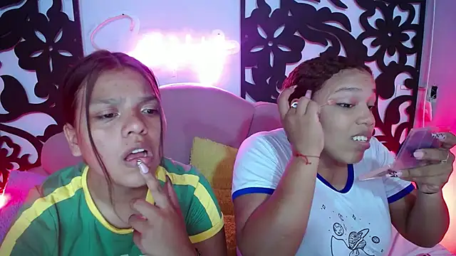 Snapshot of horny_babyss chatting on October 11, 10:41 pm horny babyss online show from October 11, 10:41 pm