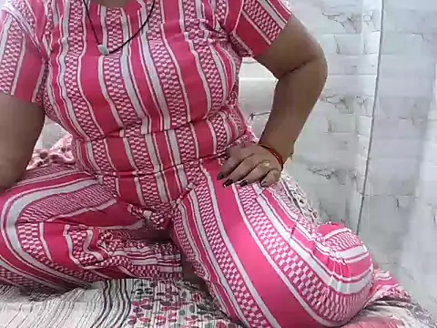Snapshot of bhabhi_jaan11 chatting on May 5, 9:56 pm bhabhi jaan11 online show from May 5, 9:56 pm