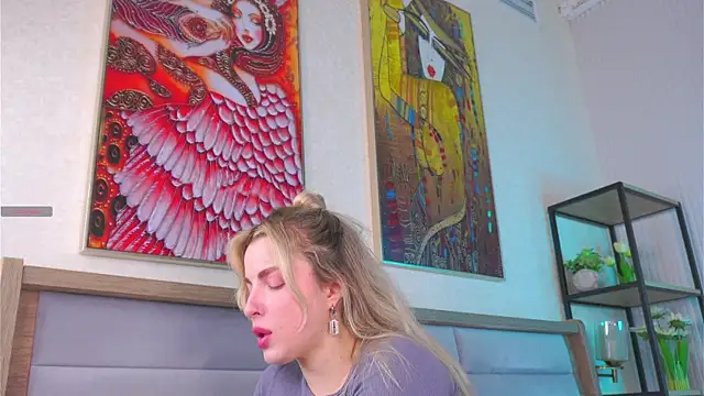 LiliBanger online show from July 10, 4:06 am