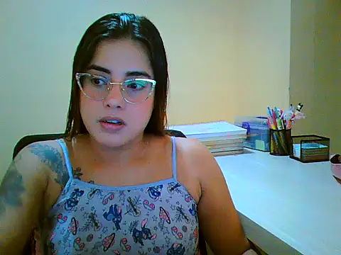 maliamiller online show from December 21, 11:12 pm