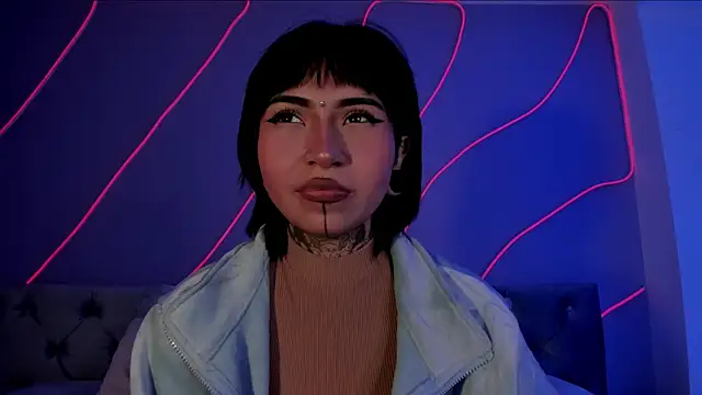 Snapshot of Evangeline_bell chatting on December 23, 4:06 pm Evangeline bell online show from December 23, 4:06 pm