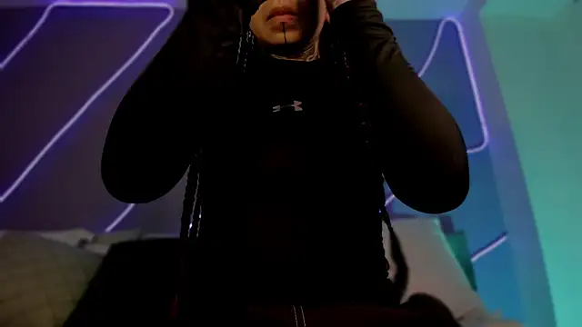 Snapshot of Evangeline_bell chatting on January 8, 12:37 pm Evangeline bell online show from January 8, 12:37 pm