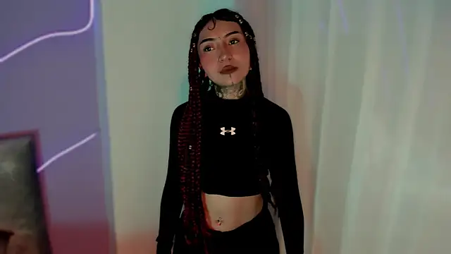 Snapshot of Evangeline_bell chatting on January 8, 3:39 pm Evangeline bell online show from January 8, 3:39 pm