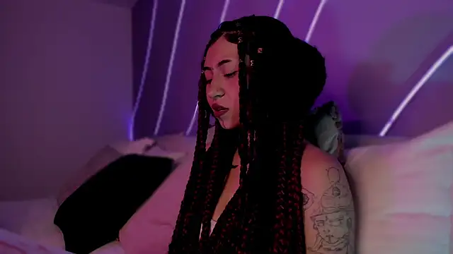 Snapshot of Evangeline_bell chatting on January 11, 6:54 pm Evangeline bell online show from January 11, 6:54 pm