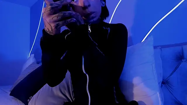 Snapshot of Evangeline_bell chatting on January 16, 11:58 am Evangeline bell online show from January 16, 11:58 am