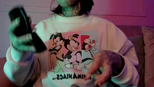 Snapshot of Evangeline_bell chatting on March 17, 12:35 pm Evangeline bell online show from March 17, 12:35 pm