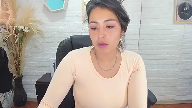 Aisha 09 online show from February 21, 3:32 pm