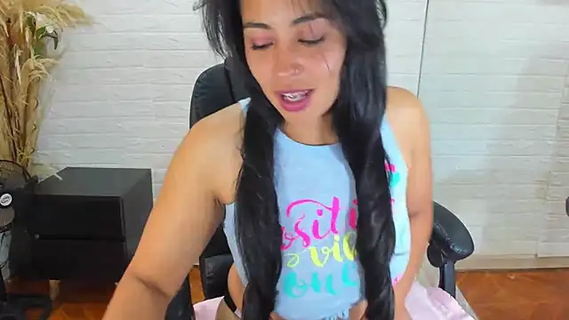 Aisha 09 online show from March 11, 6:52 pm