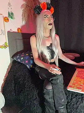 DOMINANT TEACHER KAROL online show from October 25, 9:53 pm