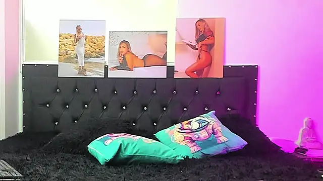 Snapshot of doll_celeste20 chatting on February 8, 7:16 pm doll celeste20 online show from February 8, 7:16 pm