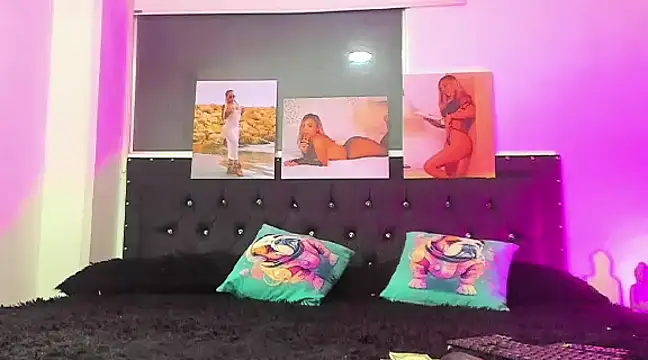 Snapshot of doll_celeste20 chatting on February 12, 11:41 pm doll celeste20 online show from February 12, 11:41 pm