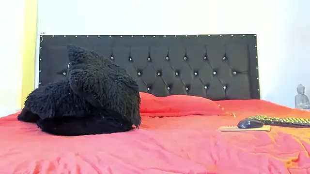 Snapshot of doll_celeste20 chatting on September 12, 3:28 am doll celeste20 online show from September 12, 3:28 am