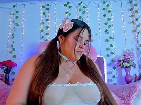 dulcevegga online show from January 8, 2:14 am