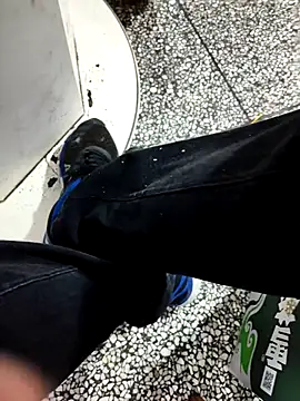 huzi518 online show from November 1, 10:50 am