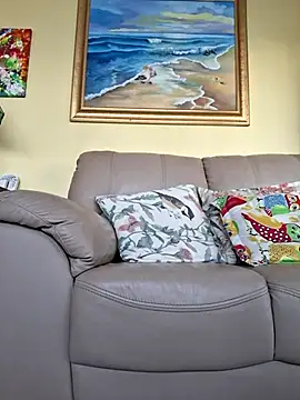 hotyoung24 online show from June 24, 5:17 am