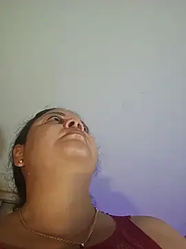 Snapshot of zandra_milf_ chatting on June 17, 11:34 am zandra milf online show from June 17, 11:34 am
