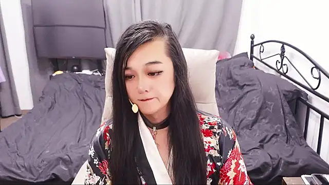 Snapshot of CarlClaus chatting on June 21, 2:41 pm CarlClaus online show from June 21, 2:41 pm